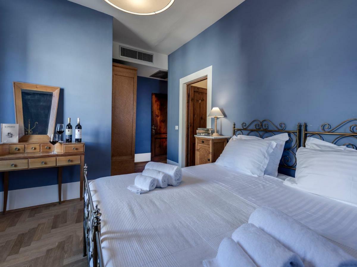 Tenuta Di Capezzana Bed & Breakfast Seano Luaran gambar