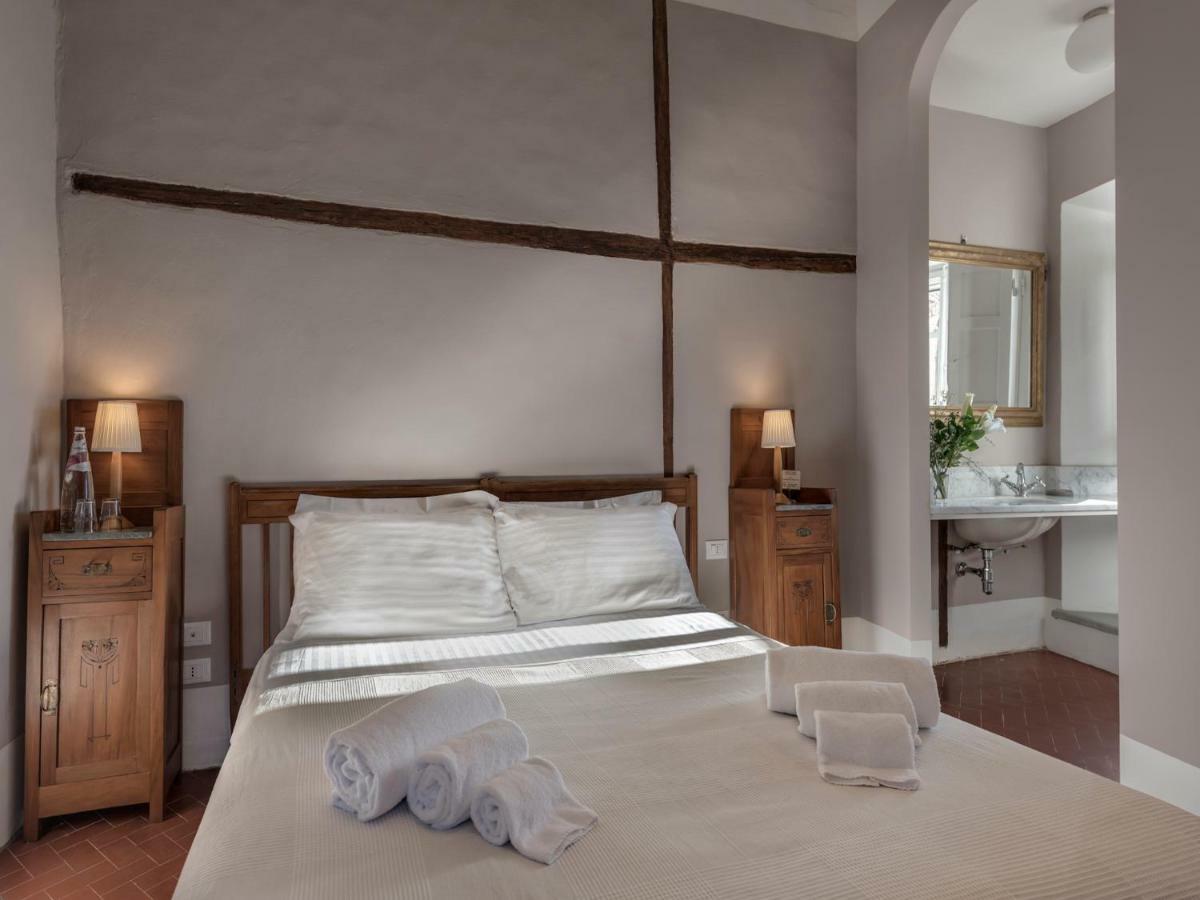 Tenuta Di Capezzana Bed & Breakfast Seano Luaran gambar