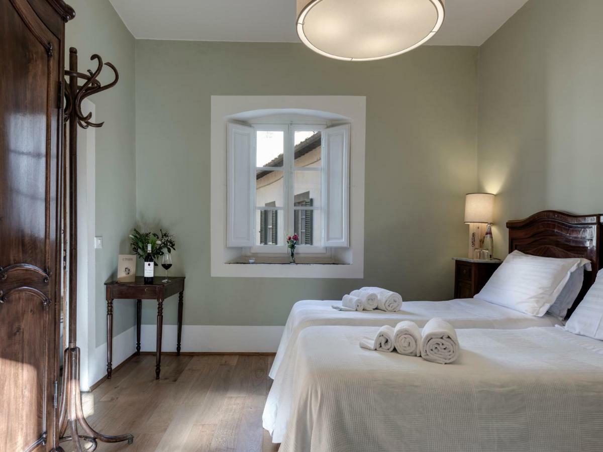 Tenuta Di Capezzana Bed & Breakfast Seano Luaran gambar